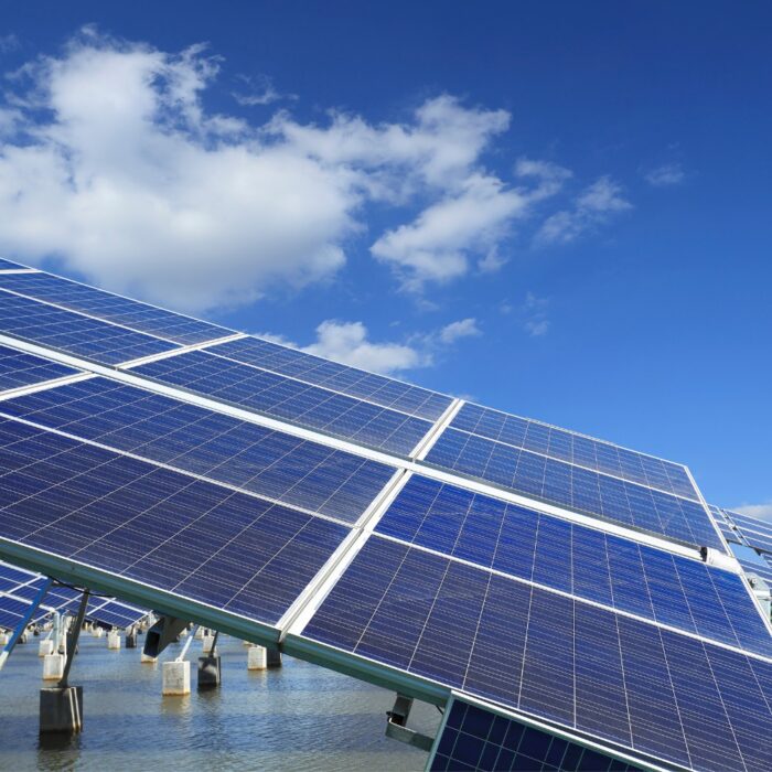 Pannello Fotovoltaico 250W Solare Accumulo per Batteria per Impianti su Baite, Camper, Ville - immagine 4